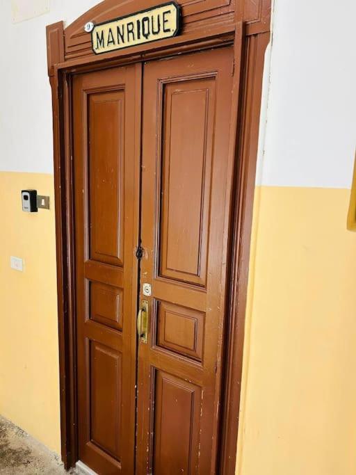 Monolocale Centrale Vista Mare - Fara'S Home Bari Ngoại thất bức ảnh